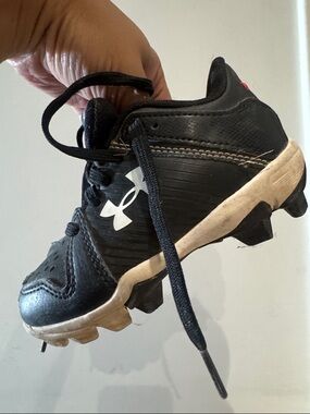 Under Armour Kids Black & White Baseball Cleats